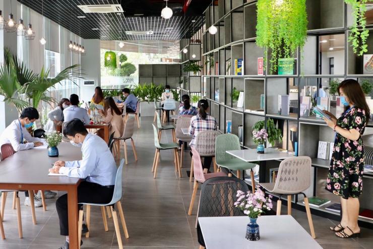 Khám phá không gian cà phê xanh trong lòng nổ hũ 
 Innovation Hub