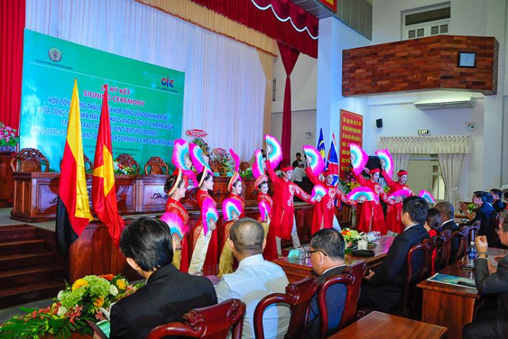 nổ hũ 
 Signed The Supervision Constancy Contract On Hau Giang Rice - Husk Power Plant Project